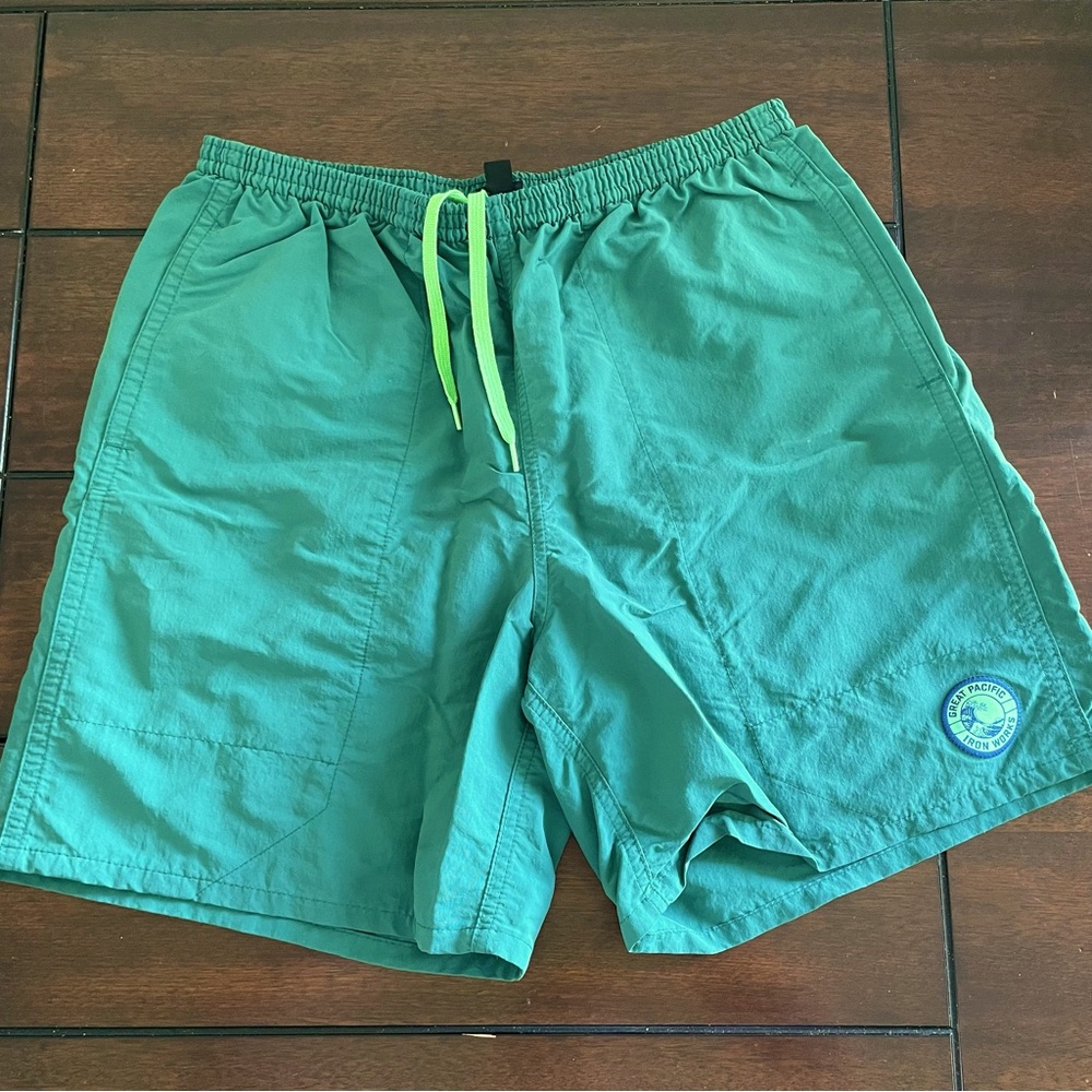 Patagonia baggies - Men’s M